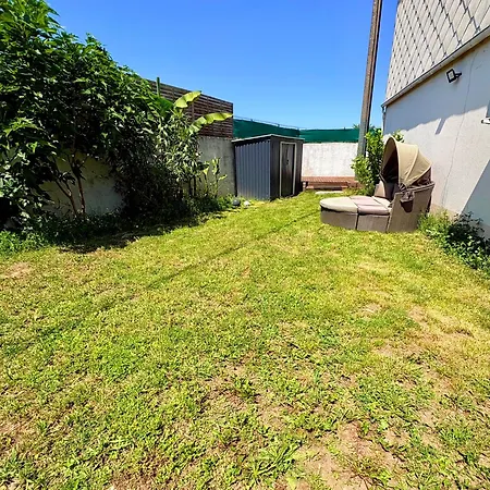 Maison 6pers,3 Chambres, Clim,terrasse, Jardin, Park بيت للعطل