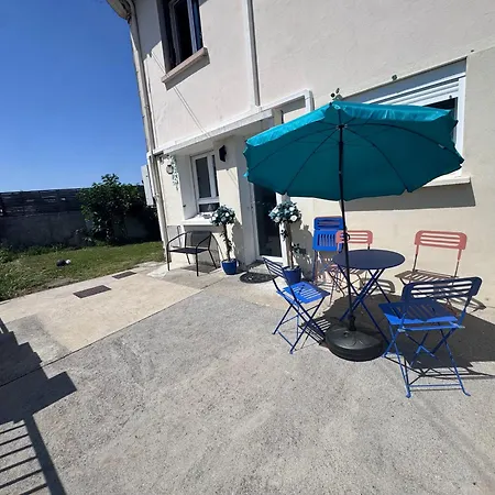 Maison 6pers,3 Chambres, Clim,terrasse, Jardin, Park تارْب